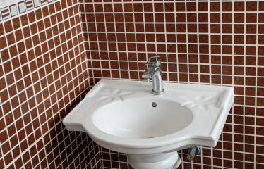 Victoria apartment. Lake drive Luzira.